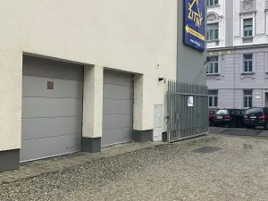 Pronájem garáže, Brno, Bratislavská, 36 m2