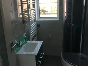 Pronájem obchodního prostoru, Rožnov pod Radhoštěm, Nádražní, 36 m2