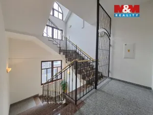 Pronájem obchodního prostoru, Chodov, Staroměstská, 220 m2