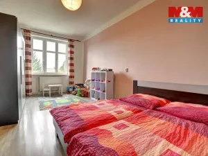 Prodej rodinného domu, Hostinné, Horská, 408 m2