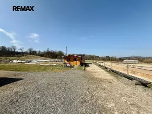 Prodej pozemku, Spálené Poříčí, 166477 m2