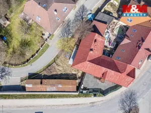 Prodej rodinného domu, Kostelec nad Černými lesy - Kostelec nad Černými Lesy, Pražská, 450 m2
