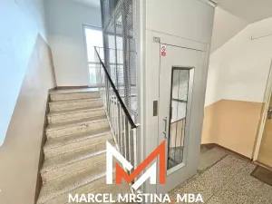 Pronájem bytu 1+1, Broumov - Nové Město, U Větrolamu, 36 m2