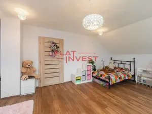 Prodej rodinného domu, Řitka, Oblouková, 243 m2