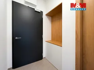 Pronájem bytu 1+kk, Praha - Třebonice, Thomasova, 29 m2