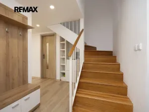 Pronájem bytu 4+kk, Praha - Modřany, Plovdivská, 82 m2