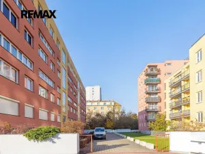 Pronájem bytu 4+kk, Praha - Modřany, Plovdivská, 82 m2