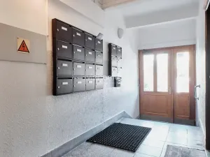 Pronájem bytu 1+kk, Praha - Střešovice, Za Hládkovem, 34 m2