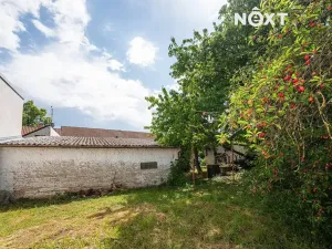 Prodej pozemku pro bydlení, Drnholec, nám. Svobody, 2111 m2