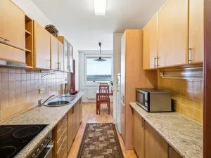 Prodej bytu 3+1, Čelákovice, U Kapličky, 77 m2