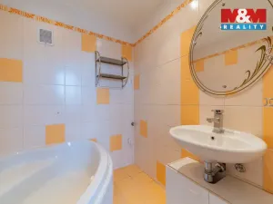 Prodej bytu 2+1, Cheb, Přátelství, 69 m2