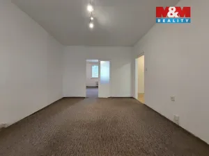 Prodej bytu 3+1, Klášterec nad Ohří, Školní, 66 m2