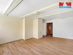 Prodej rodinného domu, Mikulášovice, 180 m2