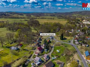 Prodej rodinného domu, Mikulášovice, 180 m2