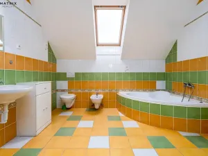 Prodej rodinného domu, Praha - Písnice, V zákopech, 294 m2