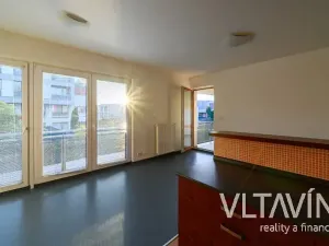 Pronájem bytu 3+kk, Praha - Pitkovice, Holubinková, 80 m2