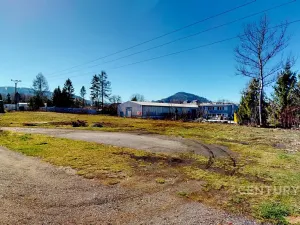 Prodej komerčního pozemku, Kopřivnice, 1716 m2