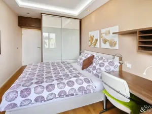 Pronájem bytu 2+kk, Praha - Hlubočepy, Geologická, 41 m2