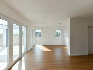 Prodej rodinného domu, Slaný, 156 m2