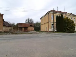 Prodej pozemku pro bydlení, Kožušice, 815 m2