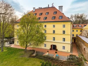 Prodej atypického bytu, Praha - Troja, Povltavská, 86 m2