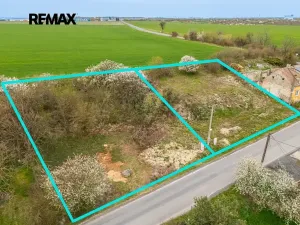 Prodej pozemku pro bydlení, Slaný, 656 m2