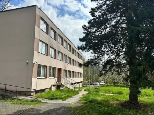 Pronájem bytu 1+1, Děčín, U Tvrze, 36 m2