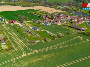 Prodej pozemku pro bydlení, Týn nad Vltavou - Hněvkovice na levém břehu Vltavy, 1869 m2