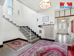 Prodej rodinného domu, Dobrovice, Komenského, 431 m2