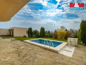 Prodej rodinného domu, Dobrovice, Komenského, 431 m2