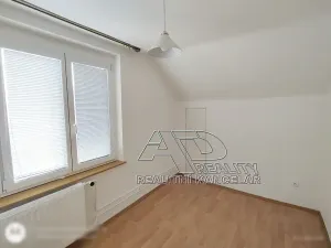 Pronájem bytu 2+1, České Budějovice, 70 m2