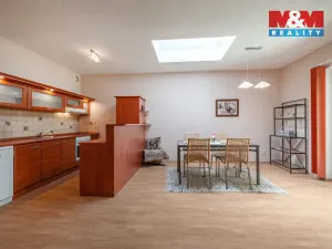 Prodej bytu 2+kk, Mariánské Lázně, Masarykova, 65 m2