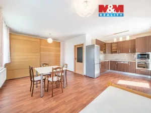Pronájem bytu 1+kk, Plzeň - Skvrňany, Waltrova, 50 m2