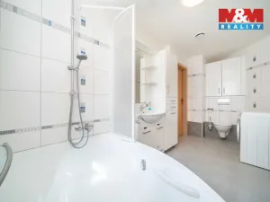 Pronájem bytu 1+kk, Plzeň - Skvrňany, Waltrova, 50 m2