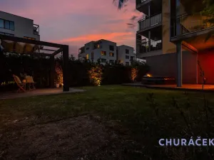 Prodej bytu 3+kk, Praha - Hrdlořezy, V třešňovce, 287 m2