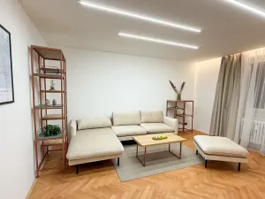 Prodej bytu 3+1, Břeclav, Kupkova, 80 m2