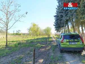 Pronájem zahrady, Sezemice - Kladina, 3761 m2