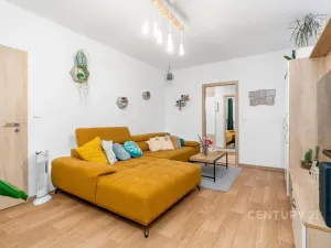 Prodej bytu 3+1, Děčín, Kosmonautů, 75 m2