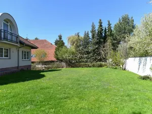 Pronájem vily, Průhonice, Pod Valem, 400 m2