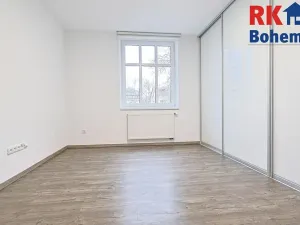Pronájem bytu 4+1, Praha - Žižkov, Na Jarově, 122 m2