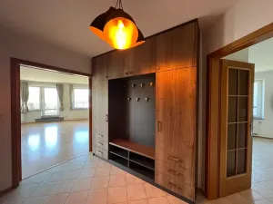 Prodej bytu 6+kk a větší, Praha, Lékařská, 167 m2