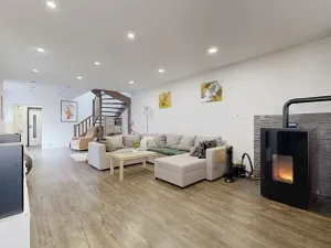 Prodej rodinného domu, Hradešín, 207 m2