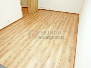 Pronájem bytu 2+kk, Neratovice, 35 m2