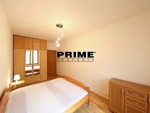 Pronájem bytu 2+kk, Praha - Žižkov, Jeseniova, 57 m2