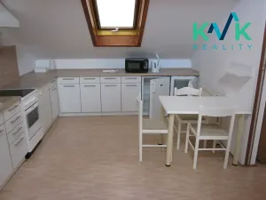 Pronájem bytu 3+1, Karlovy Vary, Jáchymovská, 90 m2