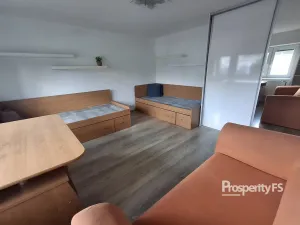 Pronájem bytu 3+1, Žďár nad Sázavou - Žďár nad Sázavou 1, Brněnská, 80 m2