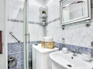 Pronájem bytu 2+1, Praha - Malešice, Cerhenická, 52 m2