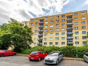 Pronájem bytu 2+kk, Praha - Kamýk, Zárubova, 39 m2