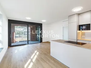 Pronájem bytu 3+kk, Praha - Smíchov, Nádražní, 92 m2