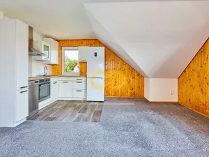 Pronájem bytu 2+kk, Prachatice, Esovitá, 70 m2